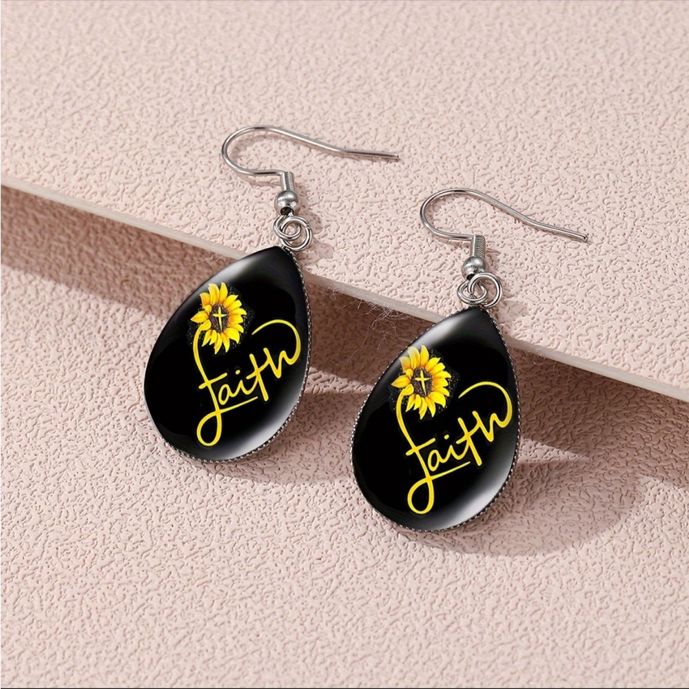 Faith Black Teardrop Earrings NWOT - Picture 3 of 3